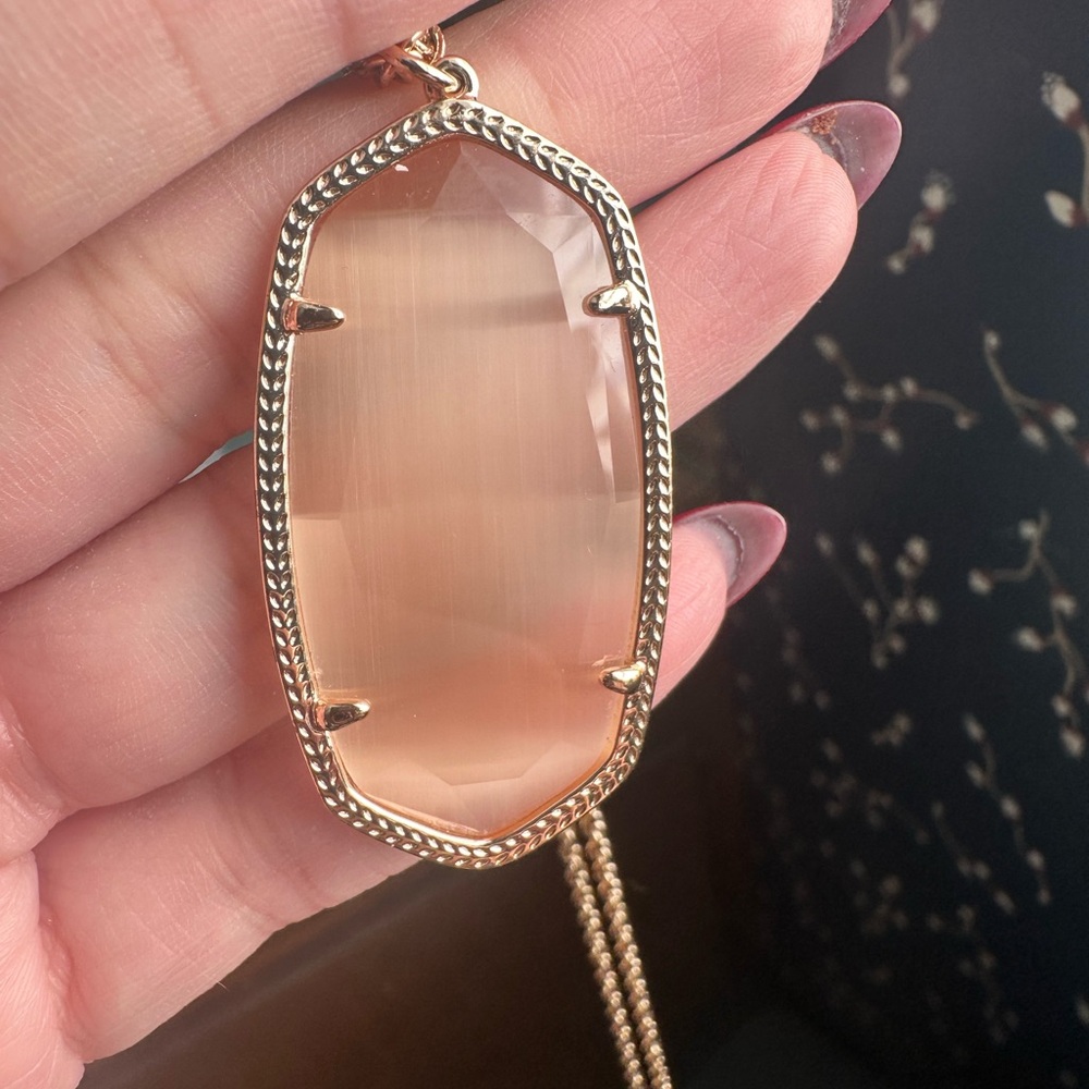 Rae Rose Gold Kendra Scott Necklace - Picture 5 of 5